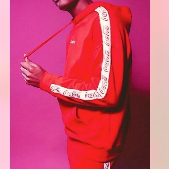 PACSUN Red Coca-Cola Pullover Hoodie Sweatshirt Men’s Size Medium - Picture 2 of 11